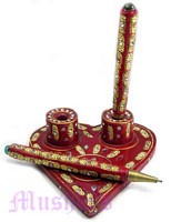 Pen stand - click here for large view